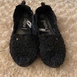 Slip on flats for girls